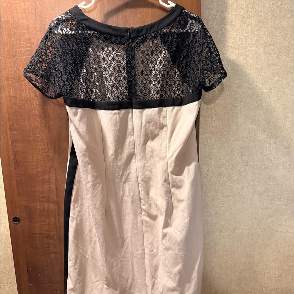 Dress - Picture 2 of 3